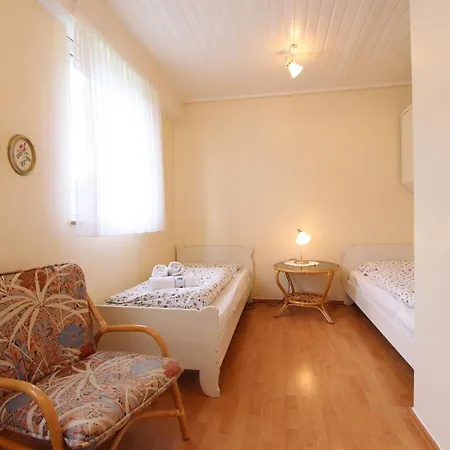Apartment Ostlandstrasse 26 Whg 1 Eg *